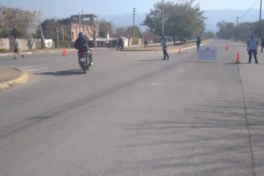 Un nuevo corte en la avenida Perón, pero esta vez por un corredor deportivo seguro
