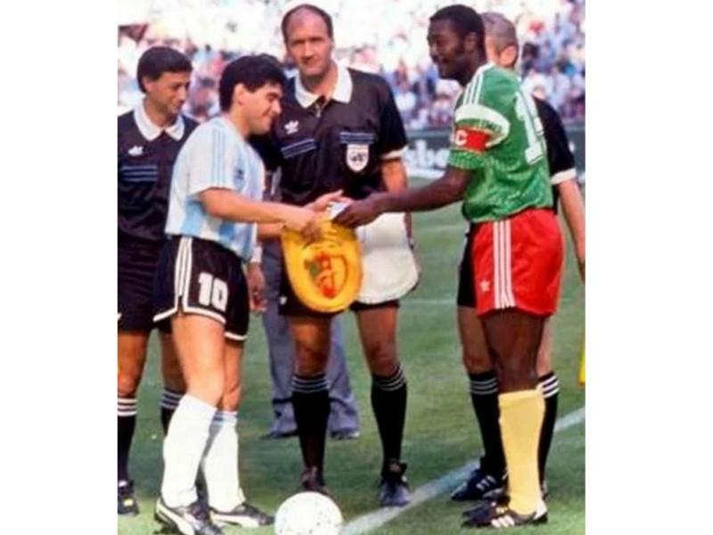 Falleció el capitán de Camerún que venció a la Argentina en el Mundial de Italia '90