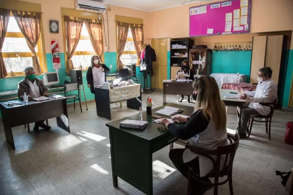 Los docentes santiagueños regresaron a las escuelas y se preparan para recibir alumnos