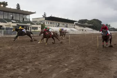 Por prevención, suspendieron la jornada turfística del jueves