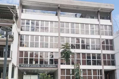 Intentó robar, lo descubrieron y volvió al lugar para apedrear la casa de la víctima