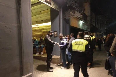 Empresarios gastronómicos, sobre la medida del COE: es un golpe muy fuerte