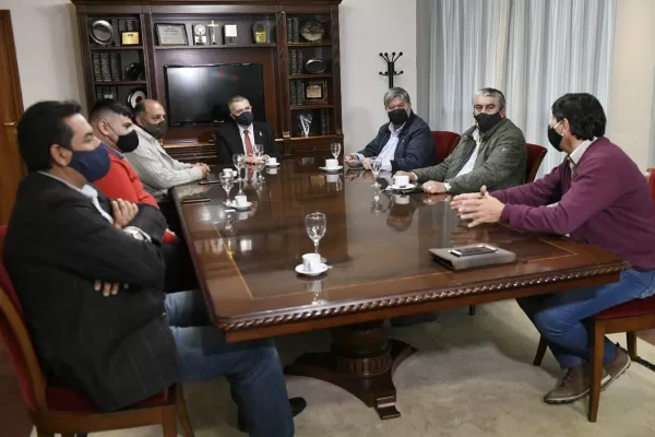 Jaldo analizó el alcance de la crisis junto a cinco comisionados rurales