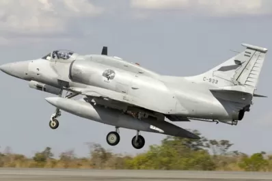 Un piloto murió luego de eyectarse de un avión de la Fuerza Aérea en Córdoba