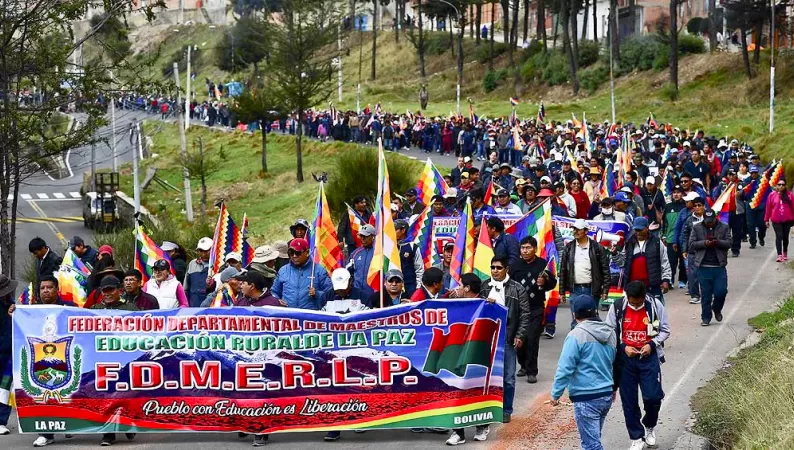 CRISIS. Según el alcalde de La Paz., los cortes de ruta en Bolivia, que se realizan en protesta por la postergación de los comicios, impiden la llegada de insumos médicos a los hospitales.