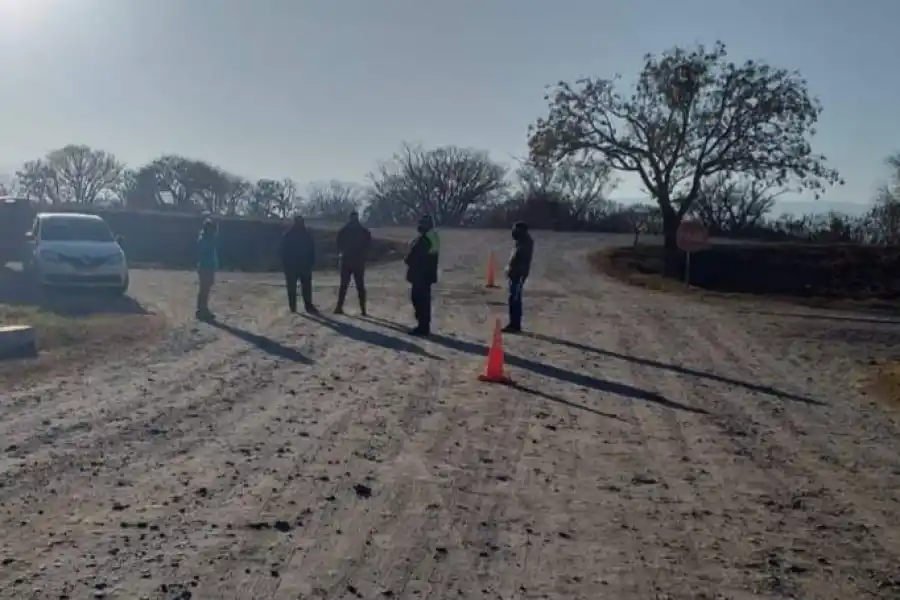 Controles en el acceso a Choromoro.