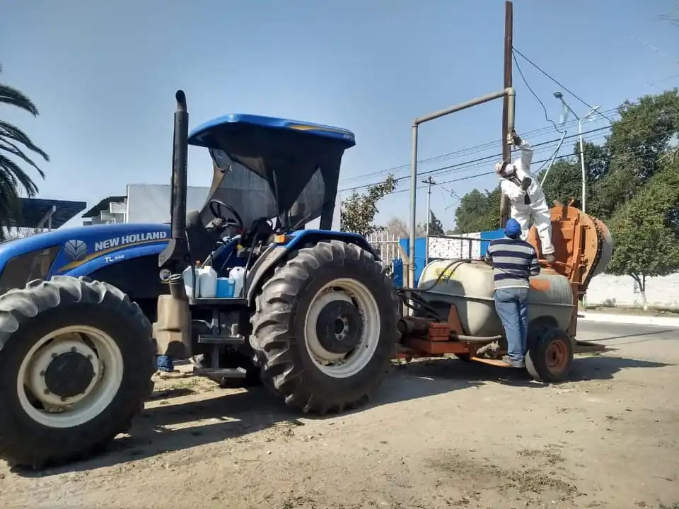 Tras el primer caso de coronavirus en Villa Quinteros salieron a desinfectar a todo el pueblo 