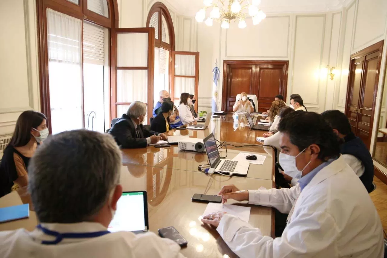 Los referentes de la cartera sanitaria mantuvieron una reunión esta mañana. FOTO DE PRENSA DEL MINISTERIO DE SALUD