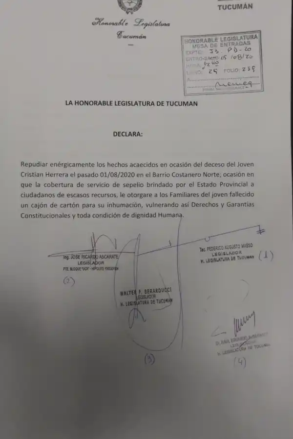 EL TEXTO APROBADO. Foto: Twitter @FedeMassoTuc