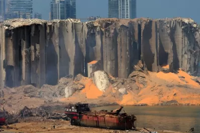 La Unión Europea y Estados Unidos prometen ayuda al Líbano, por la explosión en Beirut