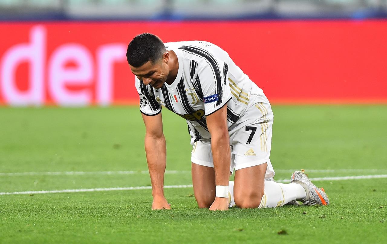DERROTADO. Cristiano lo dejó todo pero no pudo llevar a la Juventus a cuartos de final. REUTERS 