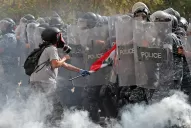 Crisis en El Líbano: tras una masiva protesta en Beirut, proponen elecciones anticipadas