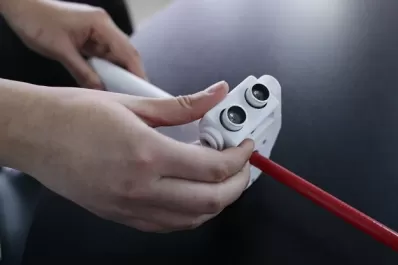 En Tucumán, científicos desarrollan un bastón con sensores para personas no videntes