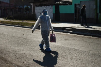 Sondeo LA GACETA: ¿qué opinás del subsidio a las familias de los fallecidos por covid-19?