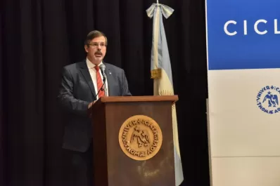 La Unsta conmemora 55 años al servicio de la educación universitaria