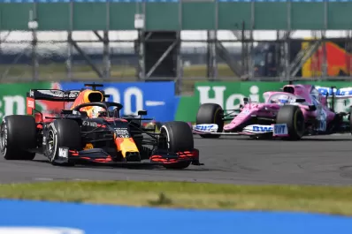 Verstappen ganó el Gran Premio de F-1 en Silverstone
