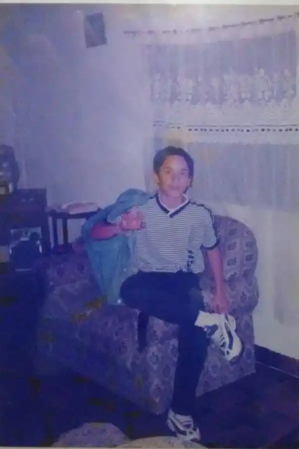 LA VÍCTIMA. Luis Gerardo Caro recibió un disparo en el pecho en Pellegrini al 400. Estuvo más de 20 minutos tirado hasta que llegó una ambulancia.