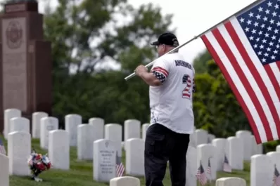 EEUU supera los 5,1 millones de casos de covid-19, y Florida registra un récord de muertes