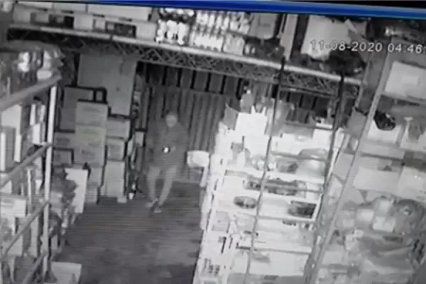 Entraron al negocio del delegado comunal de Atahona y se llevaron $ 150.000 en mercadería