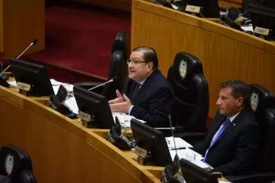 ¿Le destaparon la olla a 'coliflor' Bussi?, lanzó un legislador alfarista