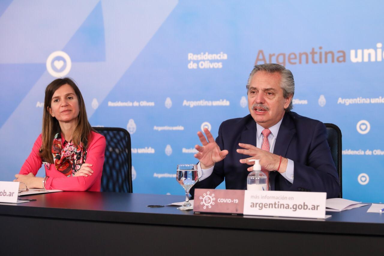 EN OLIVOS. El presidente Alberto Fernández junto a Fernanda Raverta, titular de Anses. Foto: Presidencia de la Nación