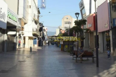 Previsiones por el feriado: menos servicios en Yerba Buena y la capital