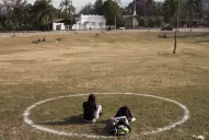 ¿Cuánto riesgo de contraer el coronavirus hay en una reunión social? Conocé los distintos niveles