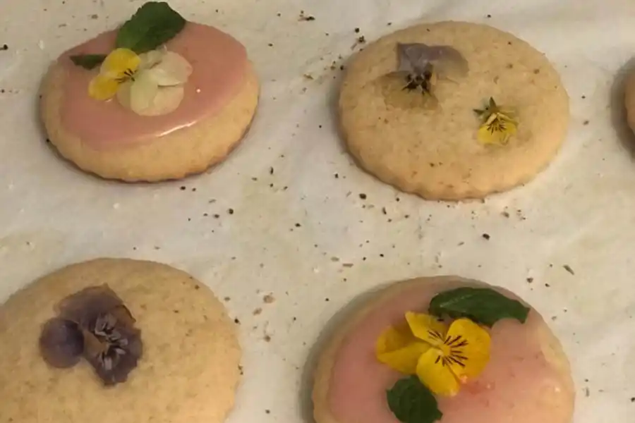 Gastronomía en casa: flores comestibles, del jardín a la mesa