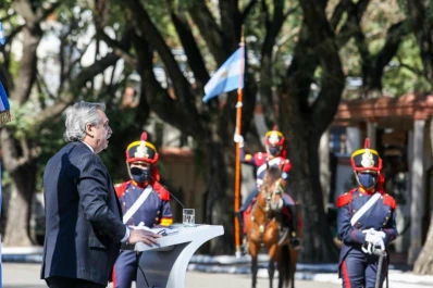 Fernández: hoy el orgullo nacional se gana plantándose frente a los acreedores