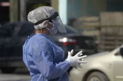 Los pacientes asintomáticos podrán aislarse en sus viviendas y, así, evitar la internación