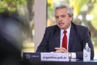 Se declaran servicios públicos a la telefonía celular y a los servicios de internet y de televisión paga