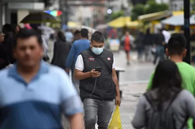 Hubo 66 nuevos fallecimientos y suman 6.114 los muertos por coronavirus en Argentina