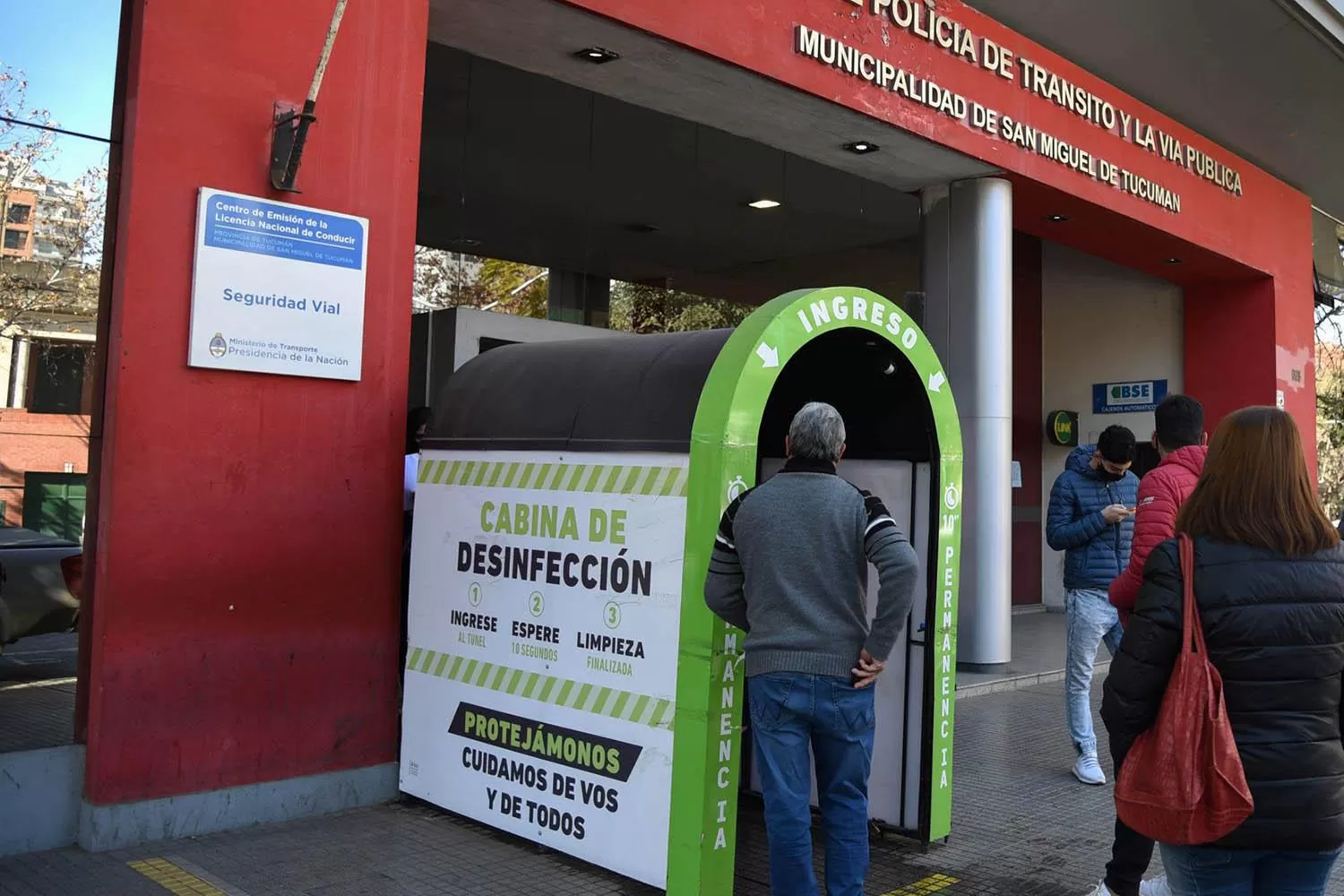 POR TURNOS. Sede de la Dirección de Tránsito de la Municipalidad. Foto: Archivo LA GACETA