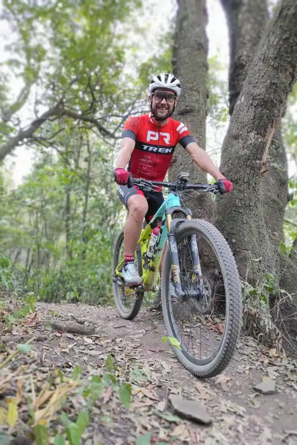 TIENE CONFIANZA. Sebastián Quiroga cree que armando un protocolo el Trasmontaña se puede correr con bikers locales. 