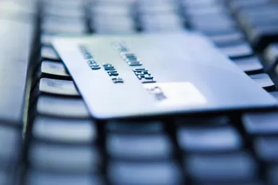 Las 20 claves para evitar estafas y comprar de forma segura durante las Fiestas