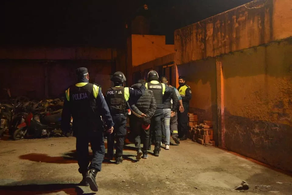 Lastenia: siete personas fueron demoradas por una fiesta clandestina