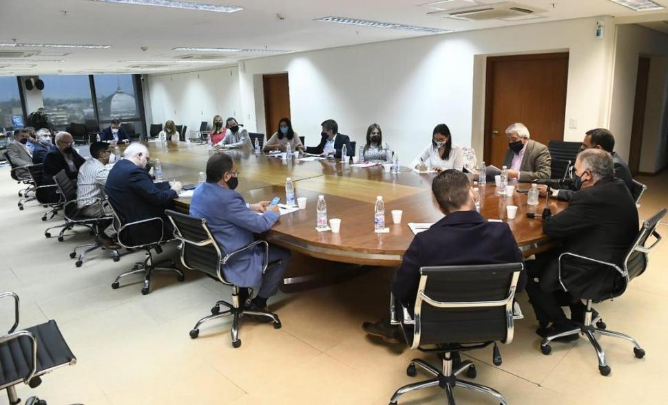 CONVOCADOS. Los titulares de bloque fueron citados para hoy a las 10.  Prensa Legislatura (archivo)