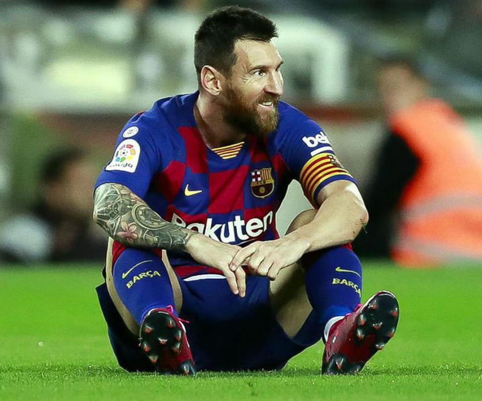 DÍAS DECISIVOS. Mucho se habla de Lionel Messi, pero él todavía no ha dicho una palabra sobre la decisión que tomó.  