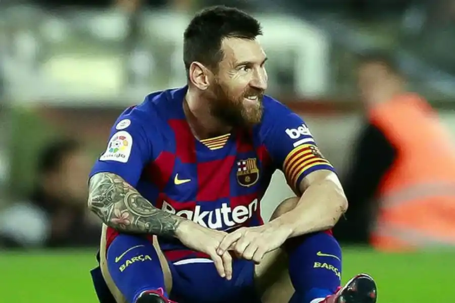 DÍAS DECISIVOS. Mucho se habla de Lionel Messi, pero él todavía no ha dicho una palabra sobre la decisión que tomó.  