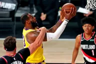 Lakers y Bucks avanzan a semifinales de conferencia en la NBA