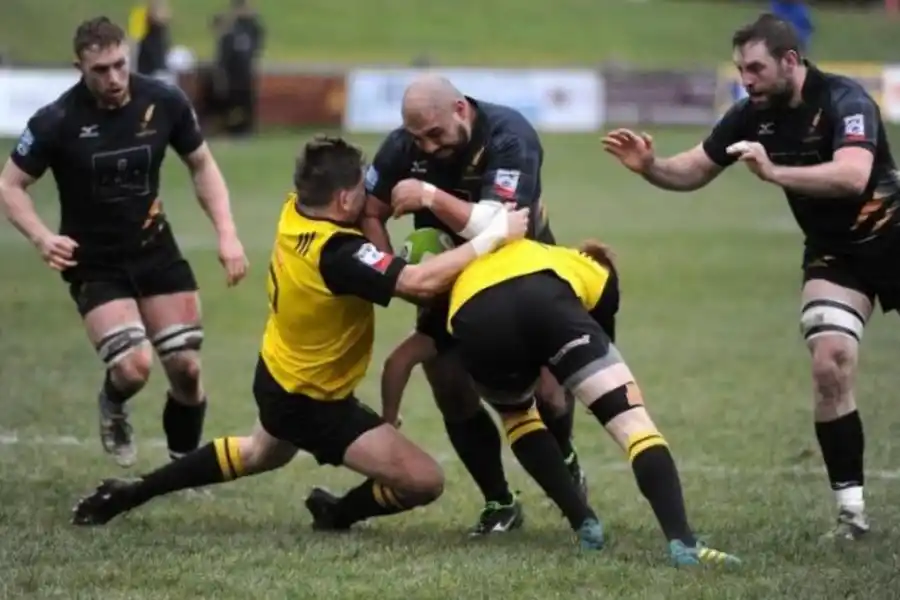 EN ESCOCIA. Hasta hace poco, Matías Sonzogni Argiró era el único argentino en ese país. Juega en Currie Chieftains.  