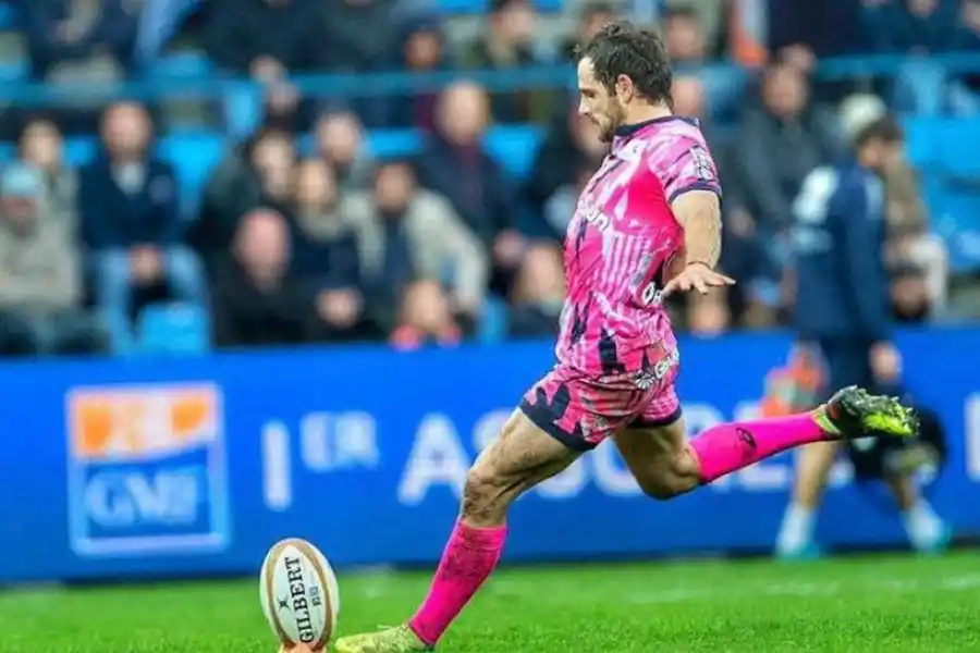 FIGURA. Nicolás Sánchez es una de las figuras de Stade Francais. En Francia, también jugó en Bordeaux y Toulon.  