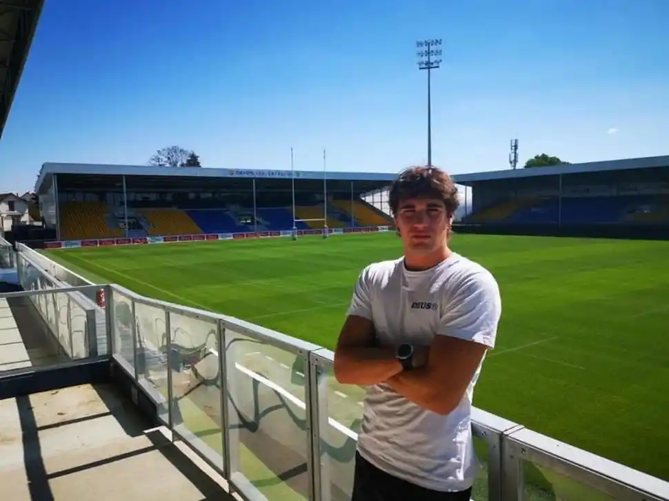  EN FRANCIA. Tobías Williams es italiano de nacimiento (más precisamente de Milán), pero tucumano por ascendencia: es hijo de Federico Williams, ex jugador de Tucumán Rugby y de los Naranjas. Hace poco firmó con Nevers, del Pro D2.