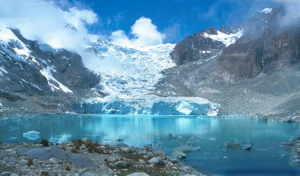 Calentamiento global: los lagos glaciares crecen por el deshielo