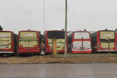 Los colectiveros cumplen hoy el octavo día consecutivo de paro
