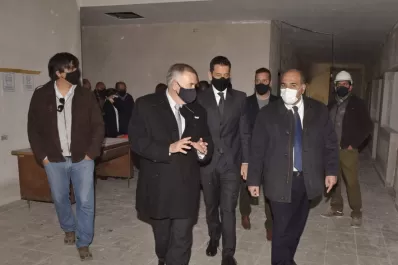 Manzur y Jaldo visitaron juntos una obra y le restaron tensión a la interna