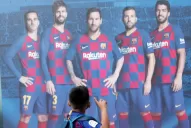 Los hinchas del Barcelona, felices con la decisión de Messi