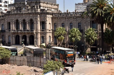 Las fotos que no viste del reclamo del sector turístico