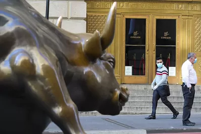 Nueva York lleva cuatro semanas con tasa de contagios de covid-19 menor a un 1%