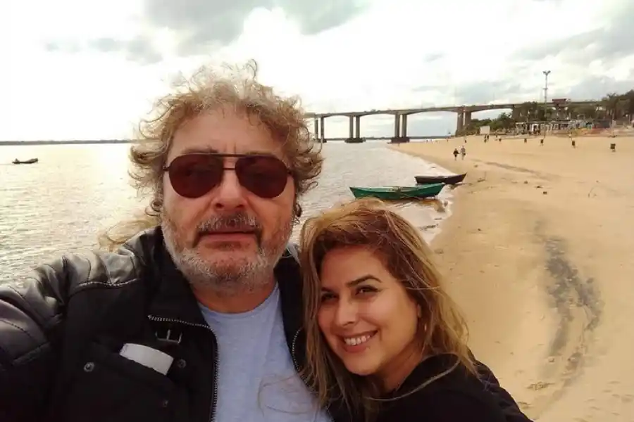 Claudio Rissi presentó a su joven novia en medio de la cuarentena en Chaco